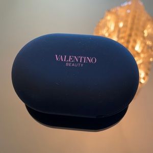 Valentino Born in Roma Portable Charger